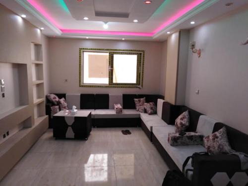 Pyramids Gardens Apartment | شقة فاخرة