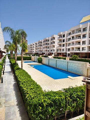 Al-Manasrah Hotel | منتجع بورتو سعيد Porto Said Resort