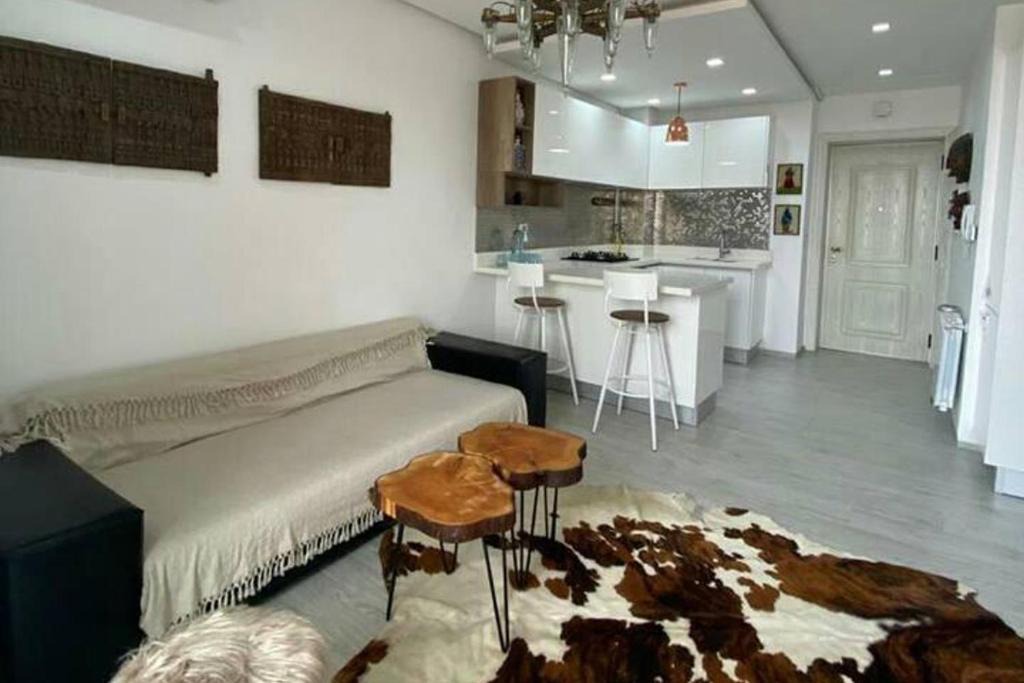 Les Jardins d'El Menzah 1 Apartment | 1 Bed Flat - Sleeps 2 - Parking - Wifi