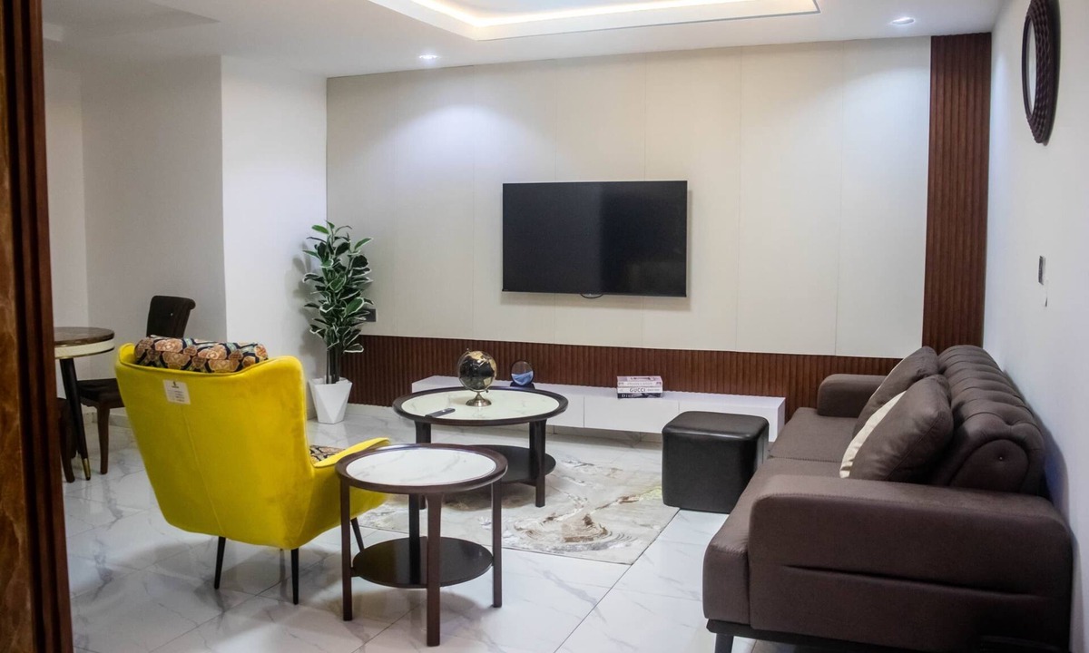 Ikeja Apartment | 1-bedroom apartment with Uninterrupted power at GRA Ikeja near Radison Blu Hotel