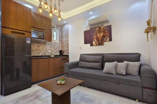 Al Mamsha El Seyahi Apartment | 1-BR Pool, Beach, Central, Museum, Airport, WIFI