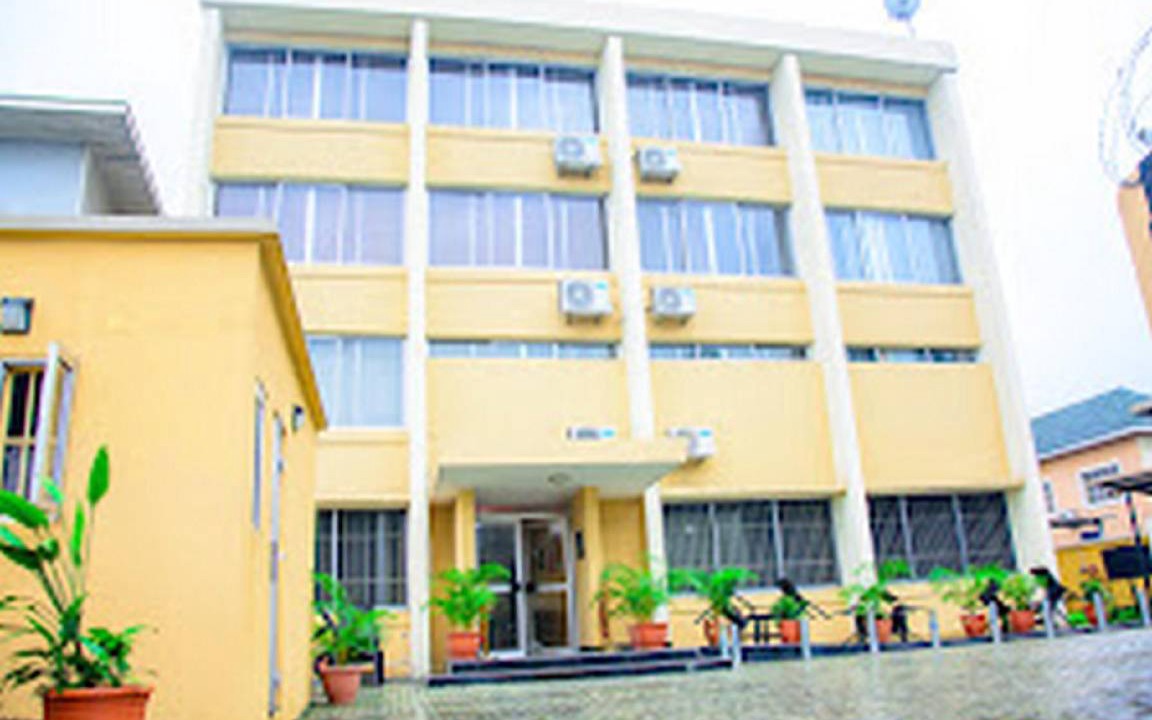 Akure Hotel | 110 m² Hotel ∙ 2 bedrooms ∙ 10 guests