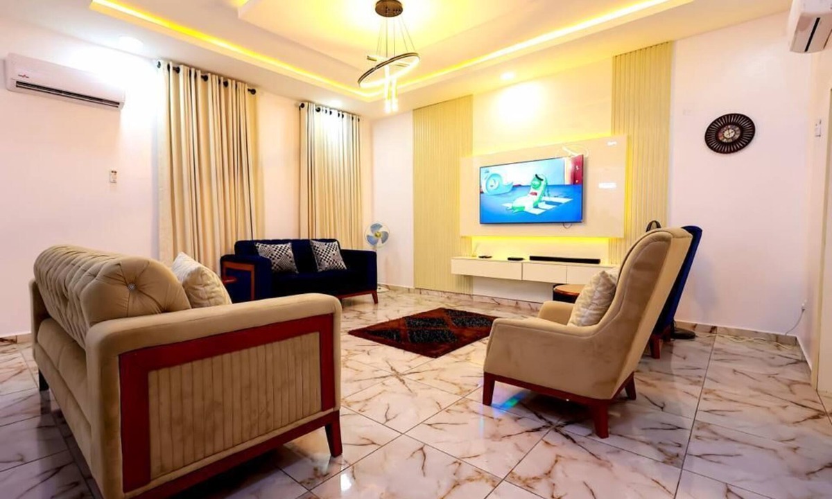 Ofin Apartment | 15 Sule Olusesi Rd