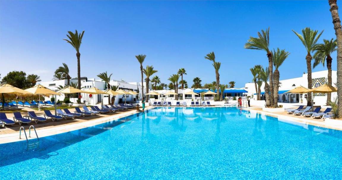 Aghir Hotel | 38 m² Hotel ∙ 127 guests