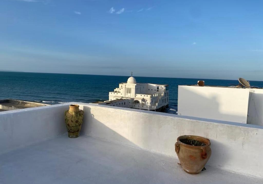 La Marsa Apartment | 4 appartements a la Marsa plage Pieds dans l'eau