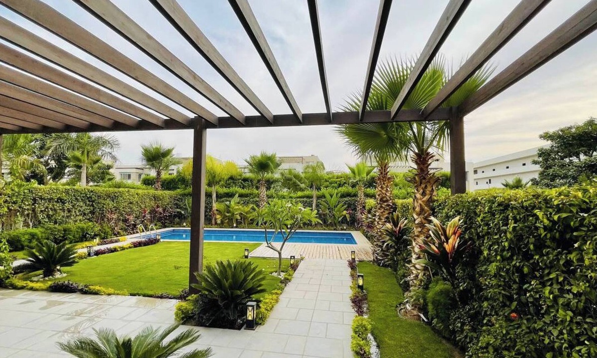 6th of October City Villa | 5-bedroom villa with private pool & garden in palm valley-6th october