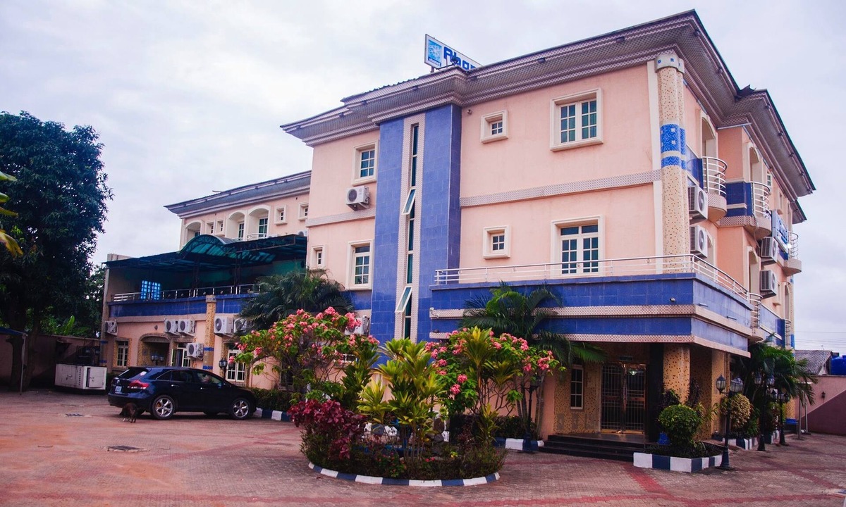 Igando Hotel | Abanet Hotel & Suites