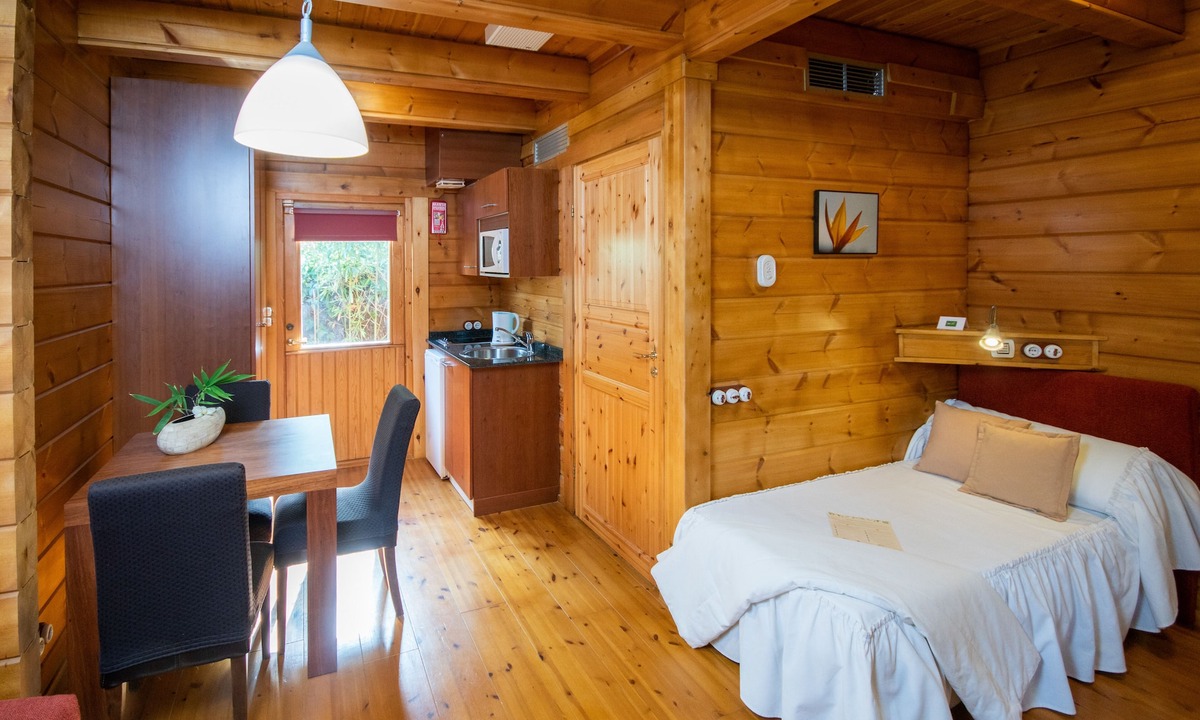 Sant Esteve de Palautordera Hotel | Accommodation de Salut Somlom