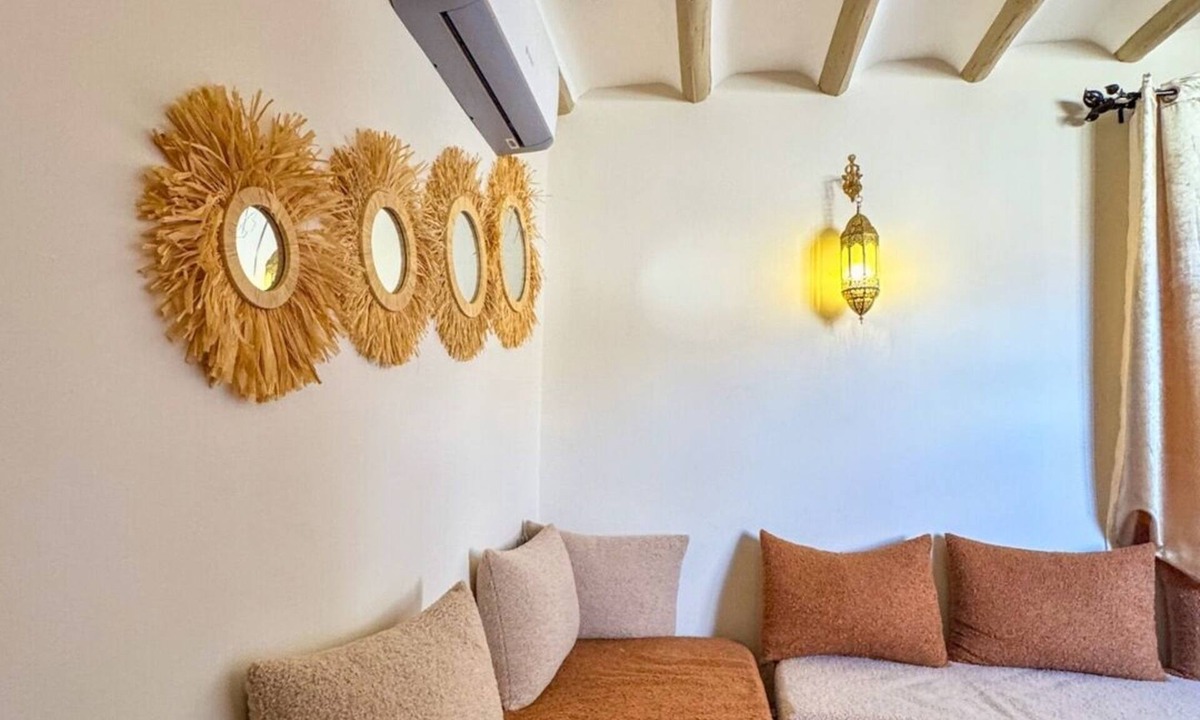 Bab Lghoul Hotel | Adorable 1-bedroom hotel suite with AC in fes