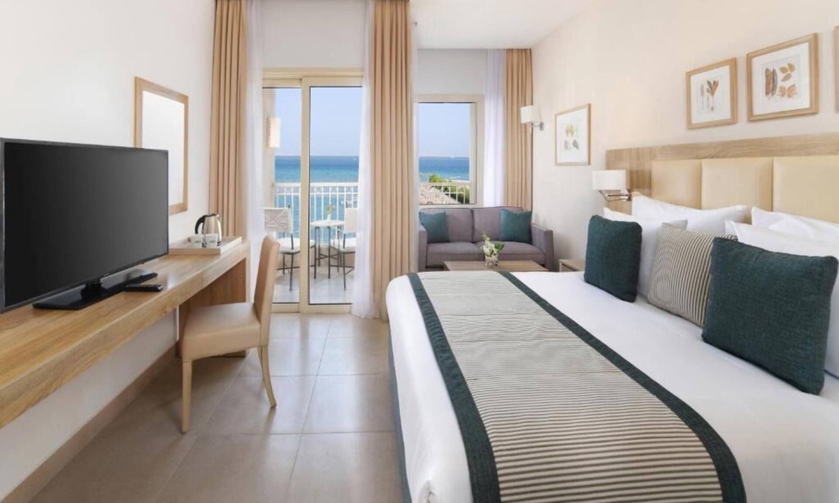 Al Mamsha El Seyahi Resort | All-Inclusive Seaside Resort w/Spa, Water Sports, Pools, Tennis & Marina Tours