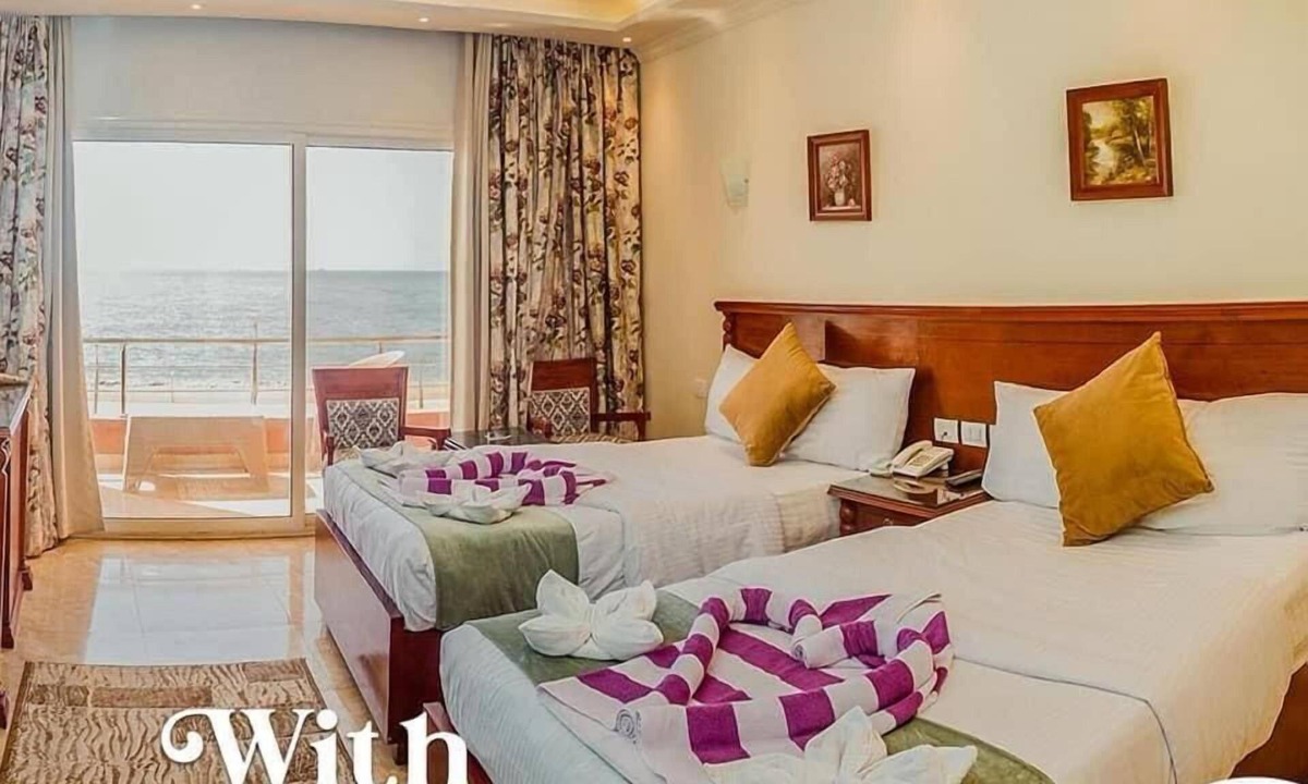 Ad-Dukhaylah Hotel | Amwaj Hotel