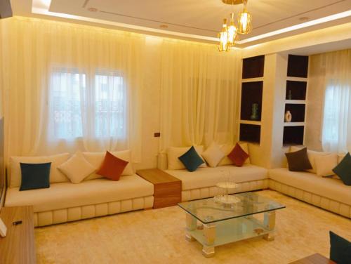 Lagouassem Apartment | Appartement JAWHARAT ALATLAS pour familles uniquement