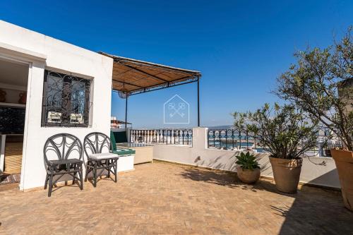 Oulad Khallouf Apartment | Authentic Kasbah House Terrace & Sea View KSB1