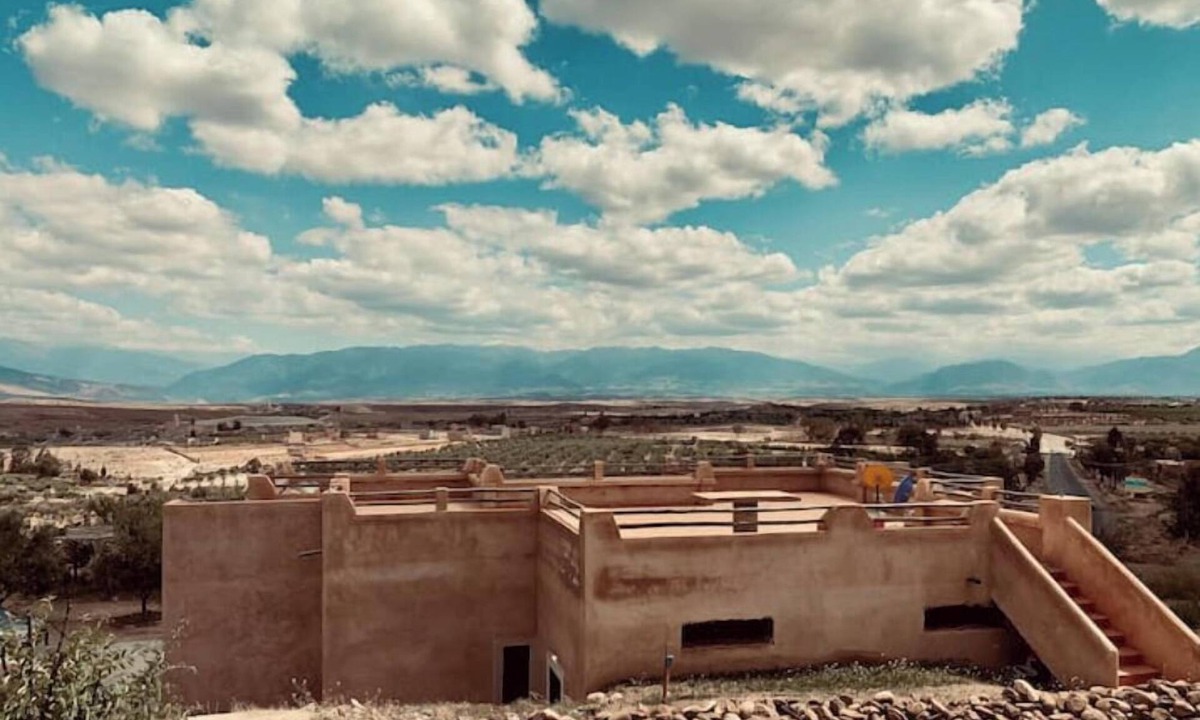 Lalla Takarkoust Bed & Breakfast | Bed and breakfast in the ports of the Agafay desert. Electric mountain bike tour