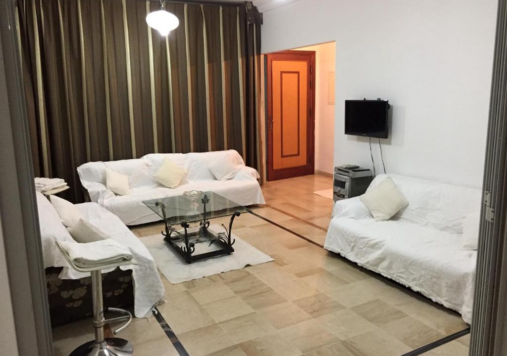 Cite Bel Air Apartment | Belaire host appartment