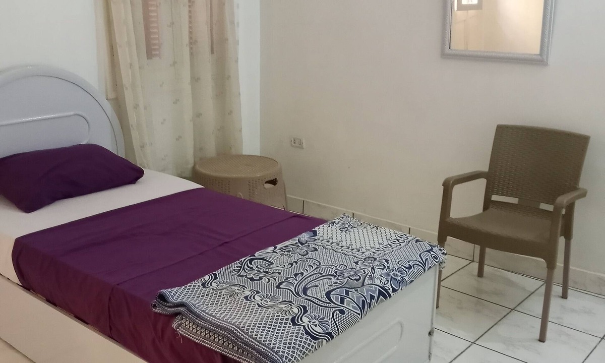 Nile River Luxor Bed & Breakfast | Bright, clean, spacious flat. Near Temples and an easy trip to the West Bank.