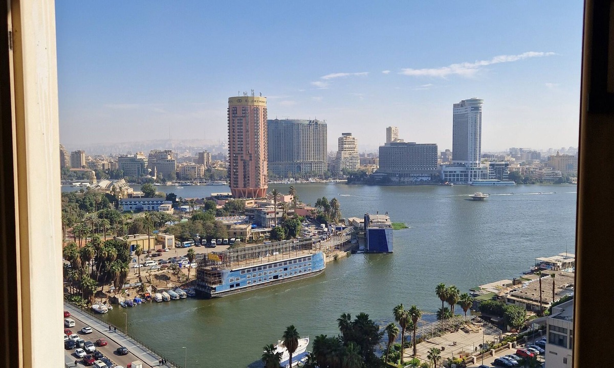 Al Duqqi Apartment | Central Apt with a Panoramic view over Cairo & Nile