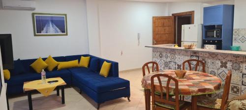 Mansoura Apartment | Charmant appartement S plus 2, Résidence Aicha avec piscine