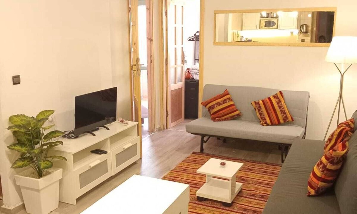 Gueliz Apartment | Charming 2-bedroom 2 bathrooms apartment in fabulous Marrakech with WiFi, AC.