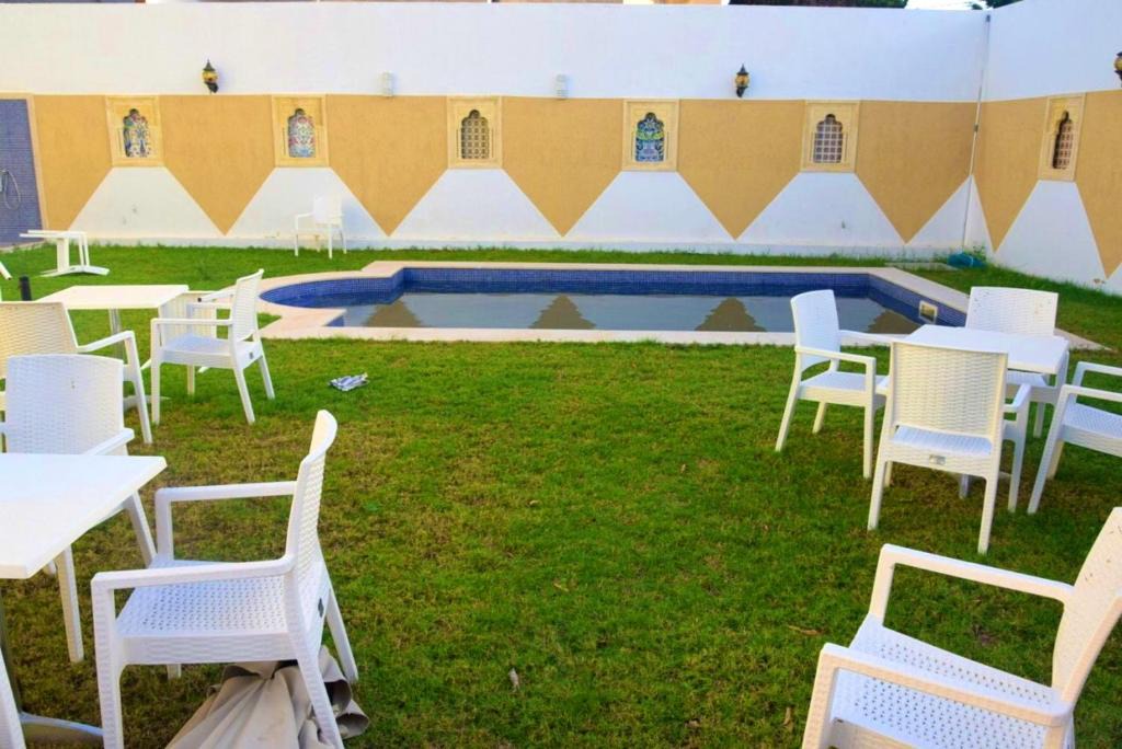 Sqanes Villa | Charming Villa in Monastir with Private Pool