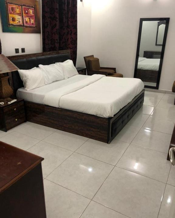 Orozo House | CHRIS-CASTLE 08148593128