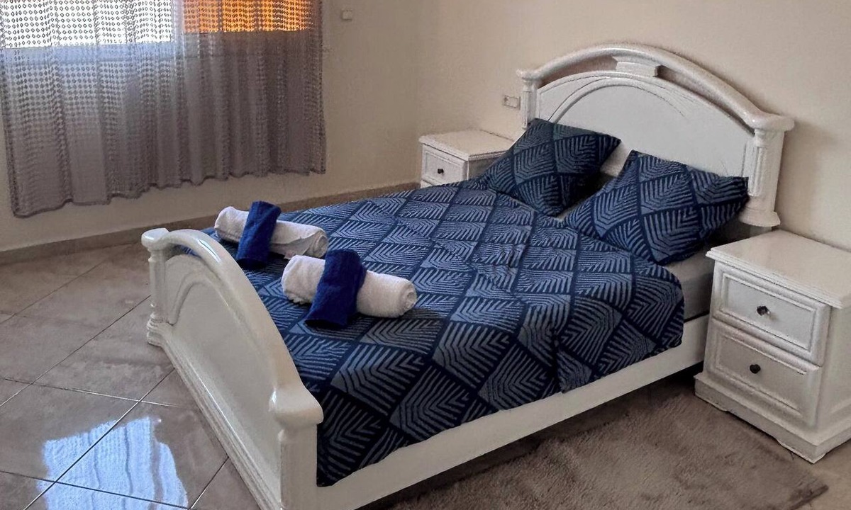 Al Hoceima House | City Center Apartment in the Heart of Al Hoceïma | Balcony & WiFi | Blue Pearl