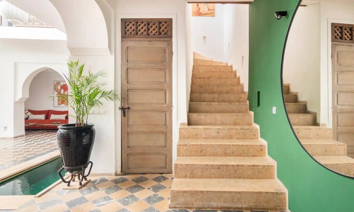 Sidi Bou Amar House | Comfy Riad with A/C and Rooftop Water Mirror