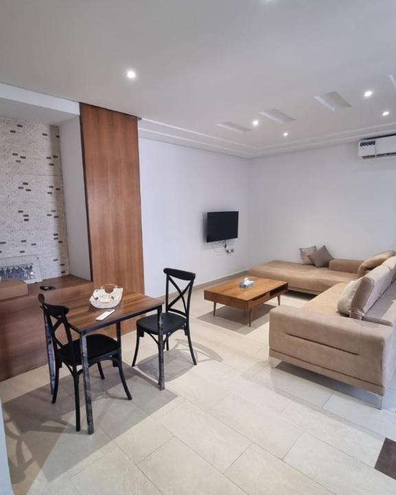 Cite Taieb Mhiri Apartment | Cosy in Aouina Near Lac Marsa and Airport