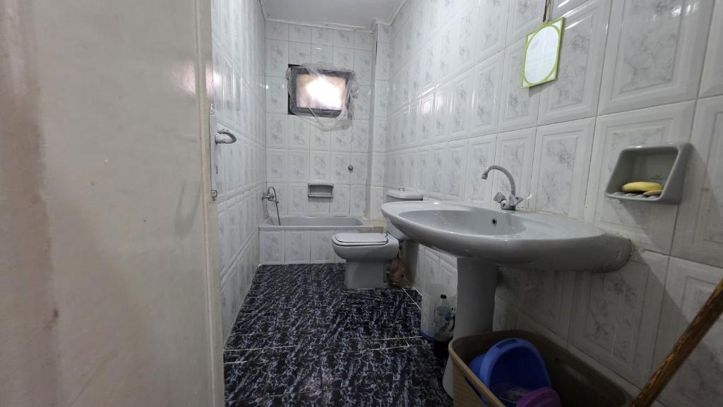 Al-Muntazah Apartment | Cosy Studio Infront of El Montazah Gardens
