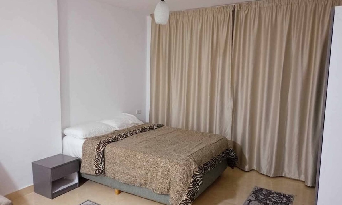Al Mamsha El Seyahi Apartment | Cozy 1-bedroom apartment in perfect Hurghada with AC