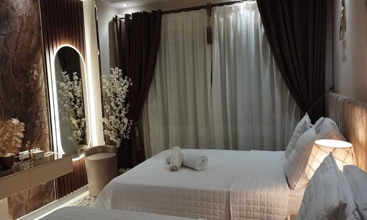 Corniche Road-Dahar Ski Chalet | Cozy 1-bedroom chalet in charming Hurghada with AC and gym