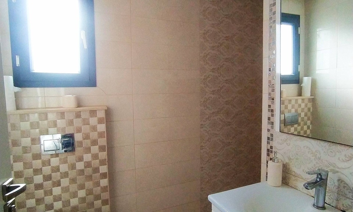 Kheredine Apartment | Cozy Apartment (1 min walk from the beach)
