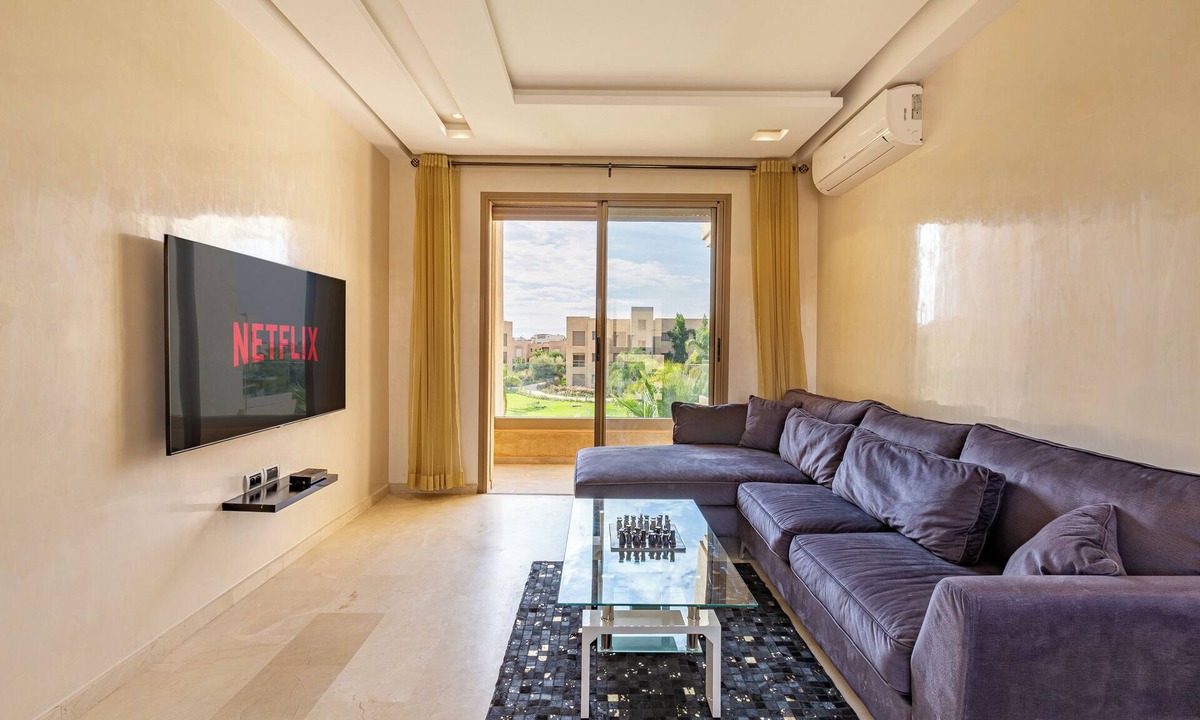 Menara Apartment | Cozy apartment with pool in Argan, 3 bedrooms