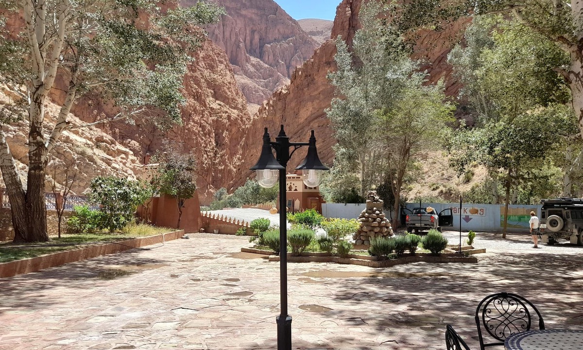 Ait Sedrate Jbel El Soufla Hotel | Cozy mountain retreat with stunning views & comfortable rooms