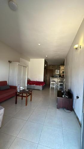 Dahab Ski Chalet | Dahab central Private Entrance, Garden and backyard