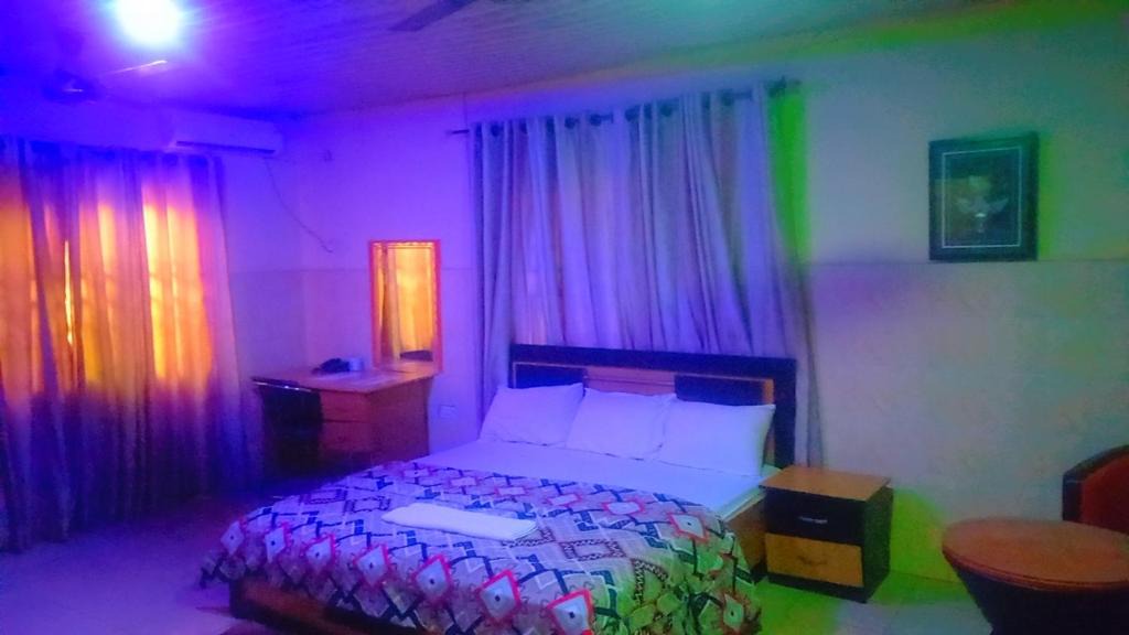 Ajerogun Hotel | DALCO PLAZA HOTEL & LOUNGE