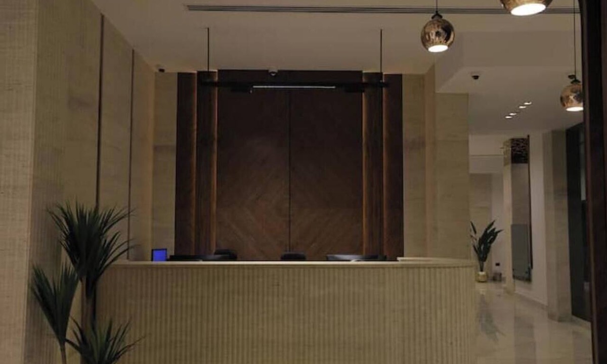 Qasr an-Nil Apartment | DHB STAYS : Luxury 1BR Tahrir Square - B-20