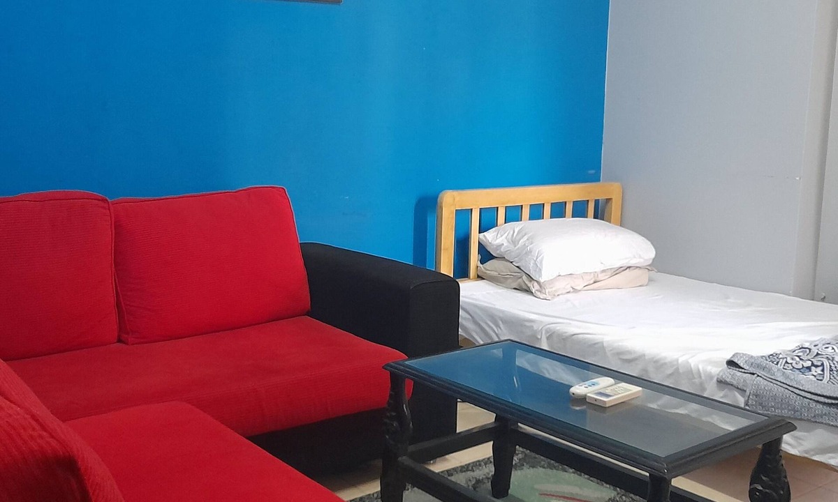 Qasr an-Nil Apartment | Double or single room with shared toilet ideal for short stays ,1 bed S+ Sofa D