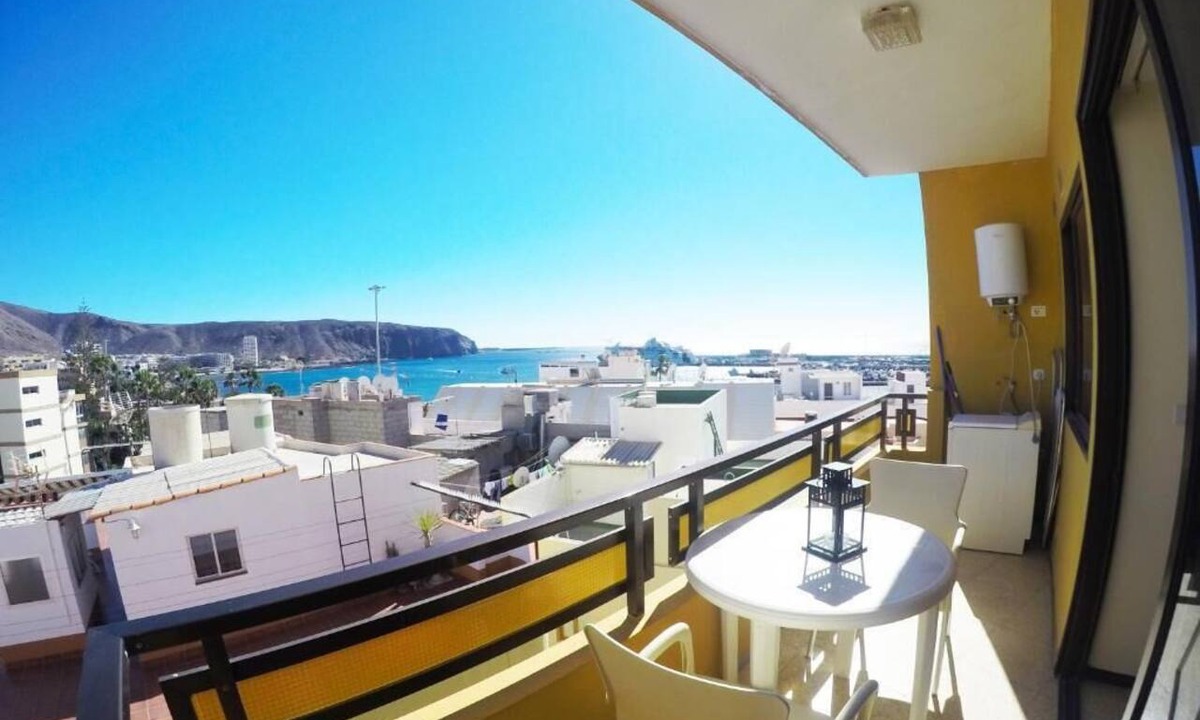 Los Cristianos Apartment | Edificio Sierra