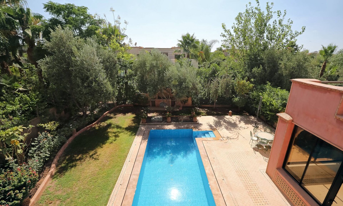 Mouassine Villa | Elegant&cozy Villa With Pool on a Golf Domain