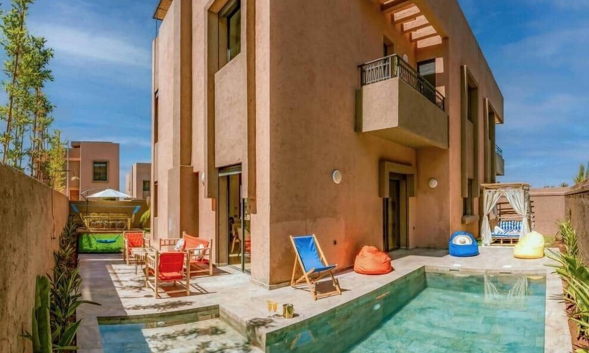 Menara Villa | Flextay - Villa Oasis - Private Pool - Rooftop Sunset