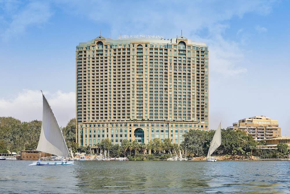 Garden City Hotel | Four Seasons Hotel Cairo at Nile Plaza