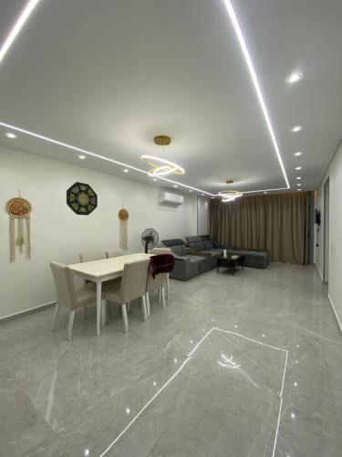 Shurtah al-Dakhlah Apartment | Furnished house at One Kattamyea compound