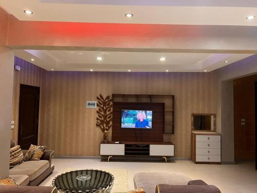 Sheikh Zayed City Apartment | Garden Apartment in Sheikh Zayed Private Entrance 24h Security