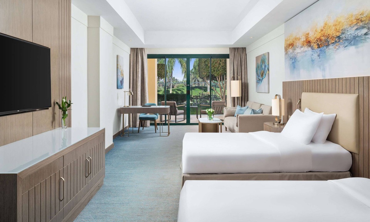 Dream Land Resort | Hilton Pyramids Golf