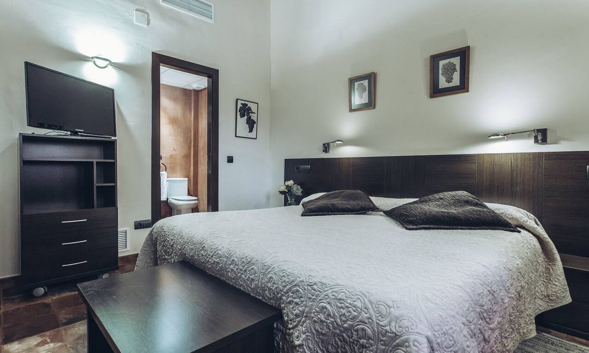 Calderon Hotel | Hotel Rural Pago de Tharsys