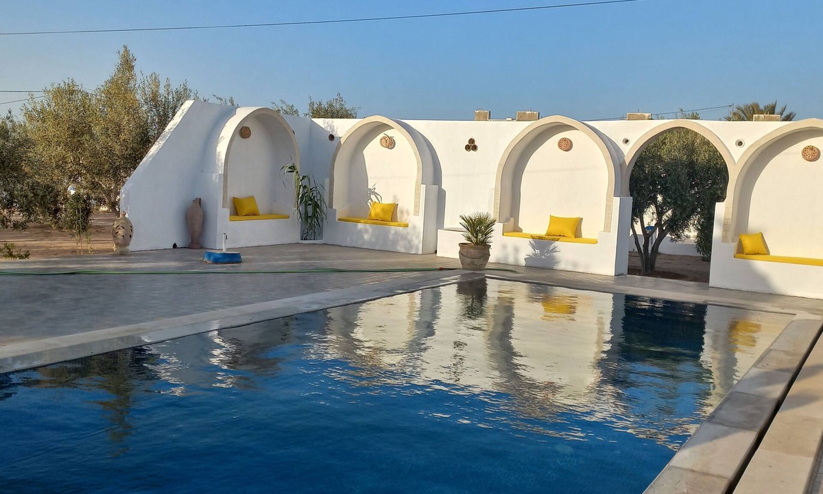 Houmet Souk Villa | In the heart of the olive groves villa la rose des sables
