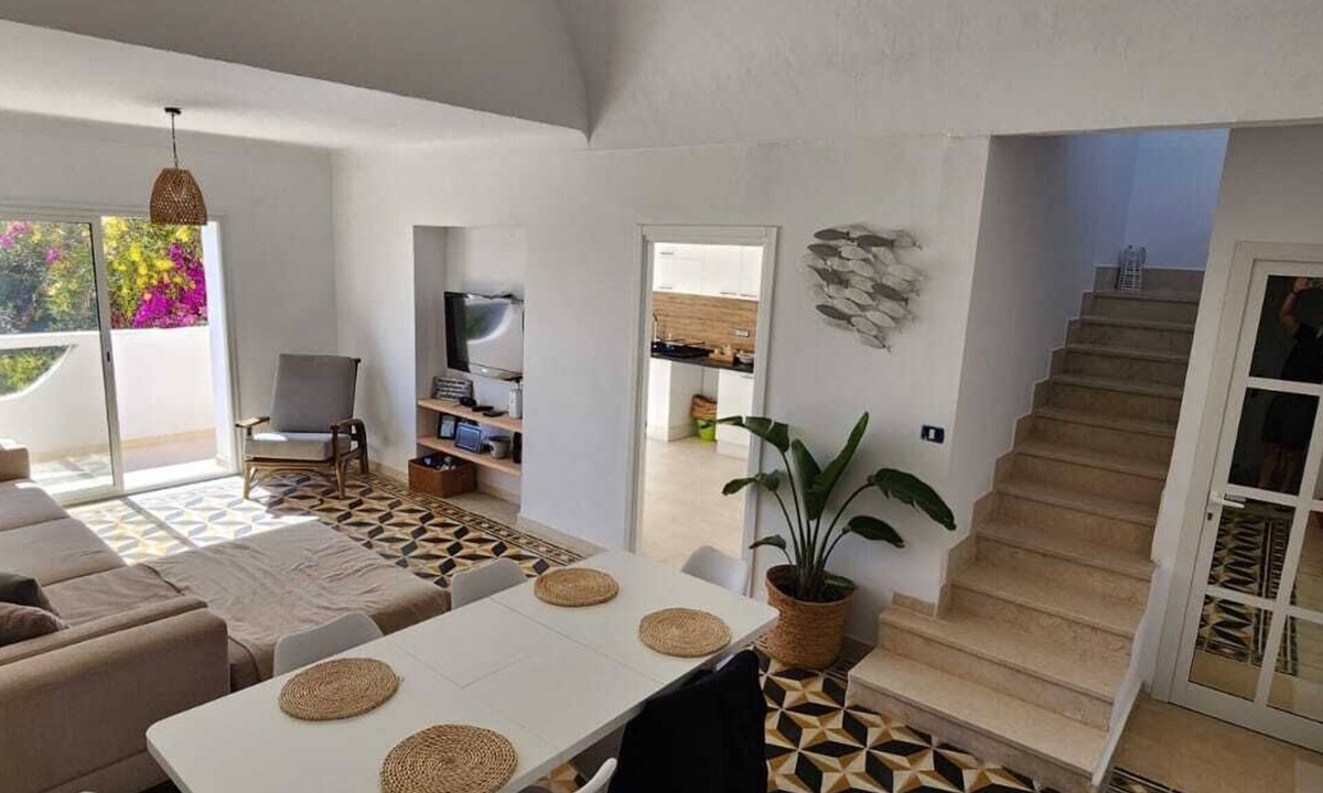 Mrezga Apartment | Independent villa floor, next to the sea! ideal for families
