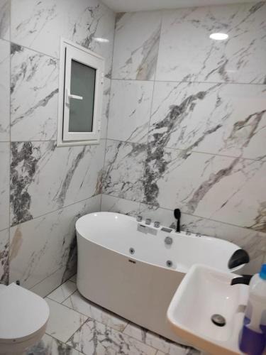 Hamma House | Jasmine