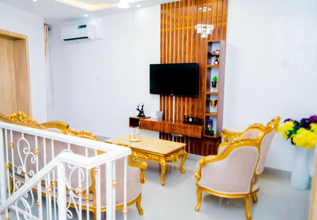 Ofin Apartment | Keduu 4 bedroom luxury duplex ikate